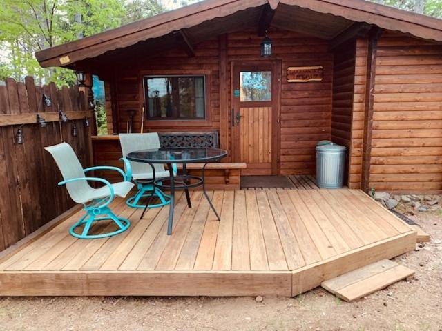 Lakeshore Lily Pad Holiday home *
