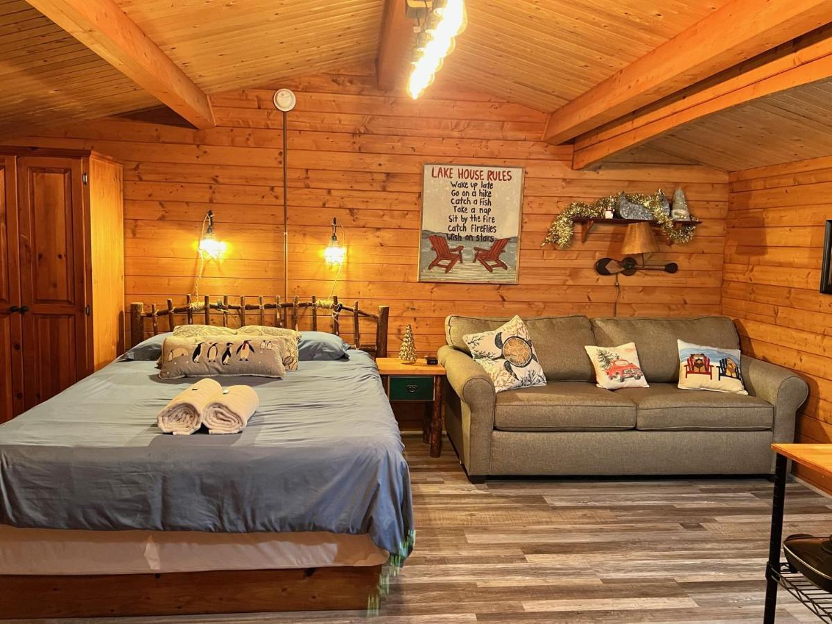 Lakeshore Lily Pad Holiday home *